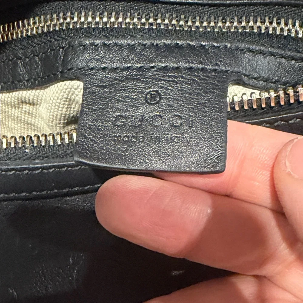 Gucci Black Leather Women's Bag - Picture 8 of 9